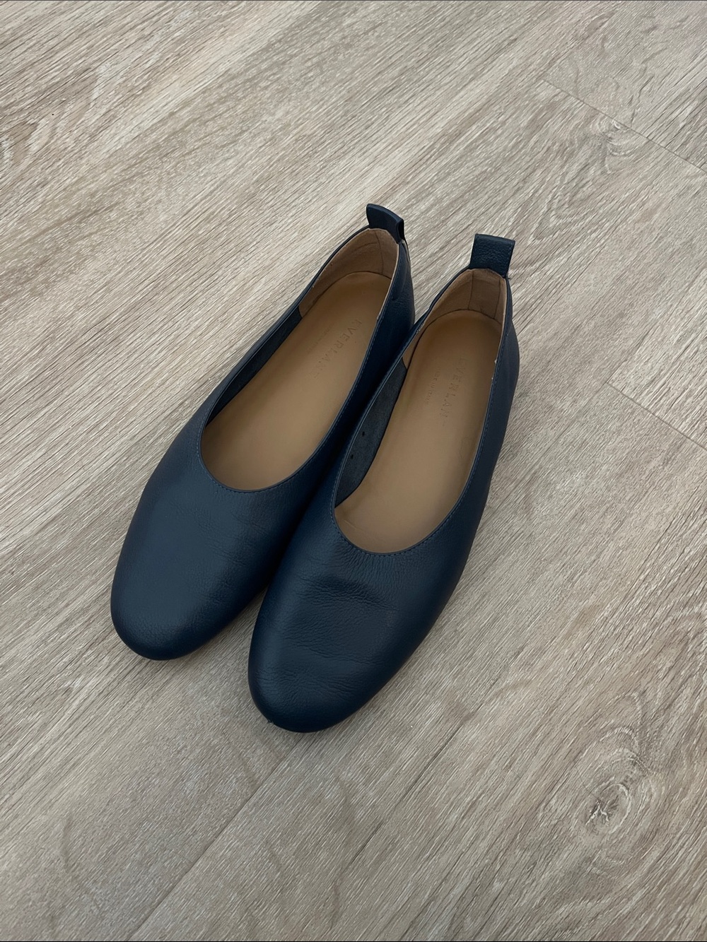 Everlane Day Glove